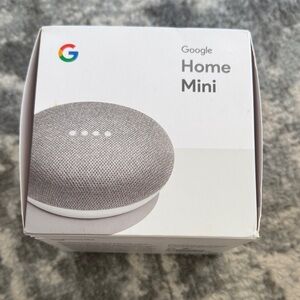 Google Home Mini in Light Gray